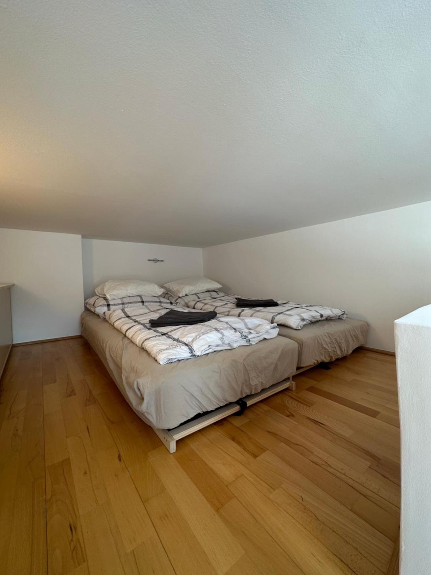 Centroom Apartment Budapest Luaran gambar