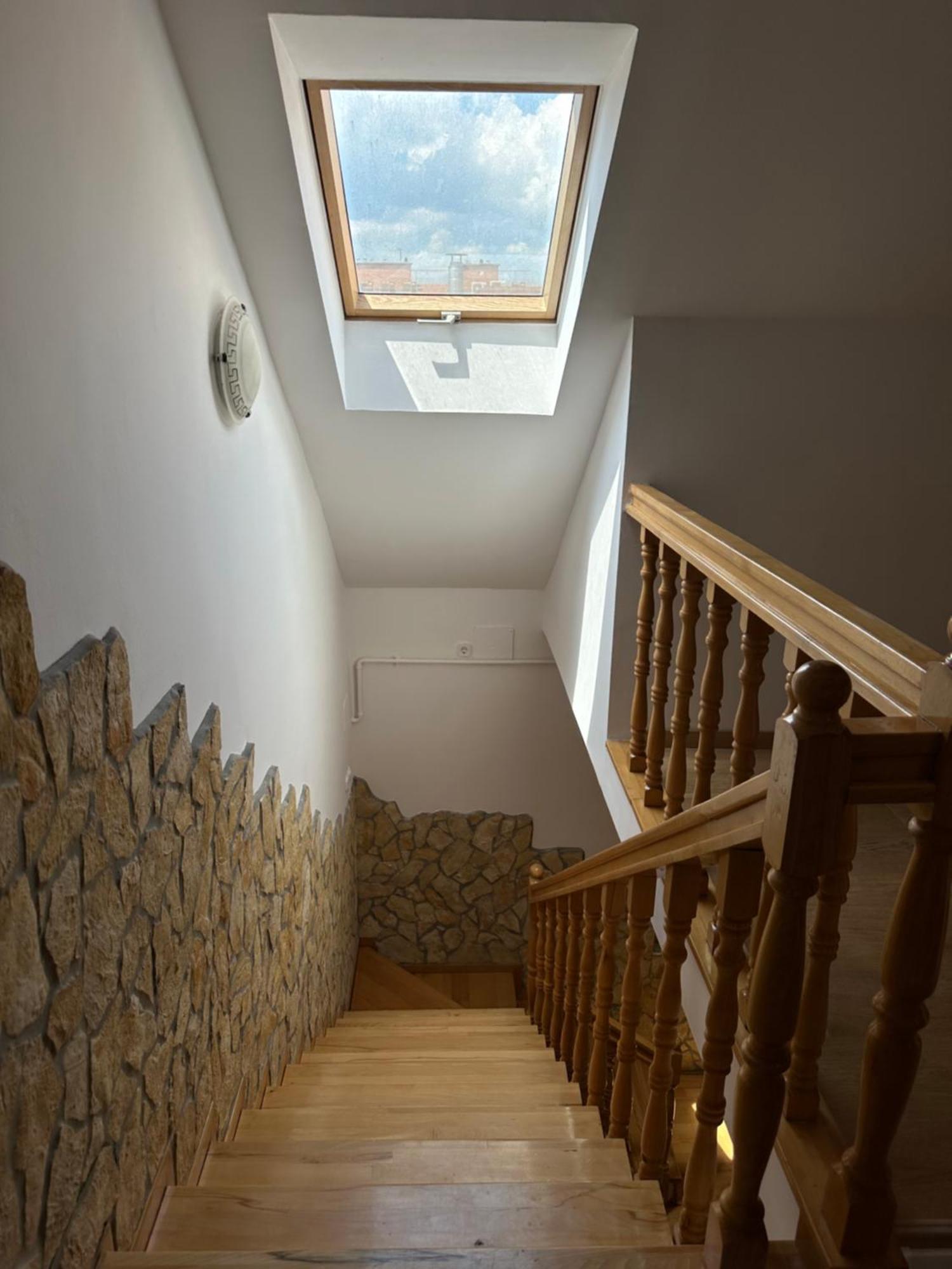 Centroom Apartment Budapest Luaran gambar