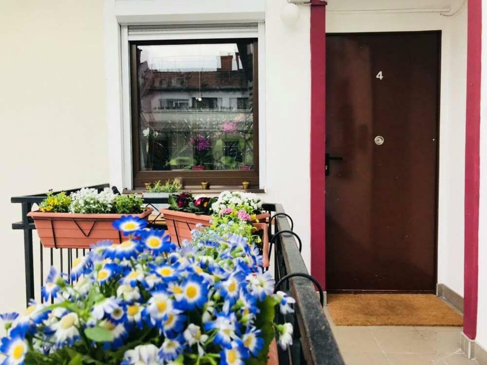 Centroom Apartment Budapest Luaran gambar